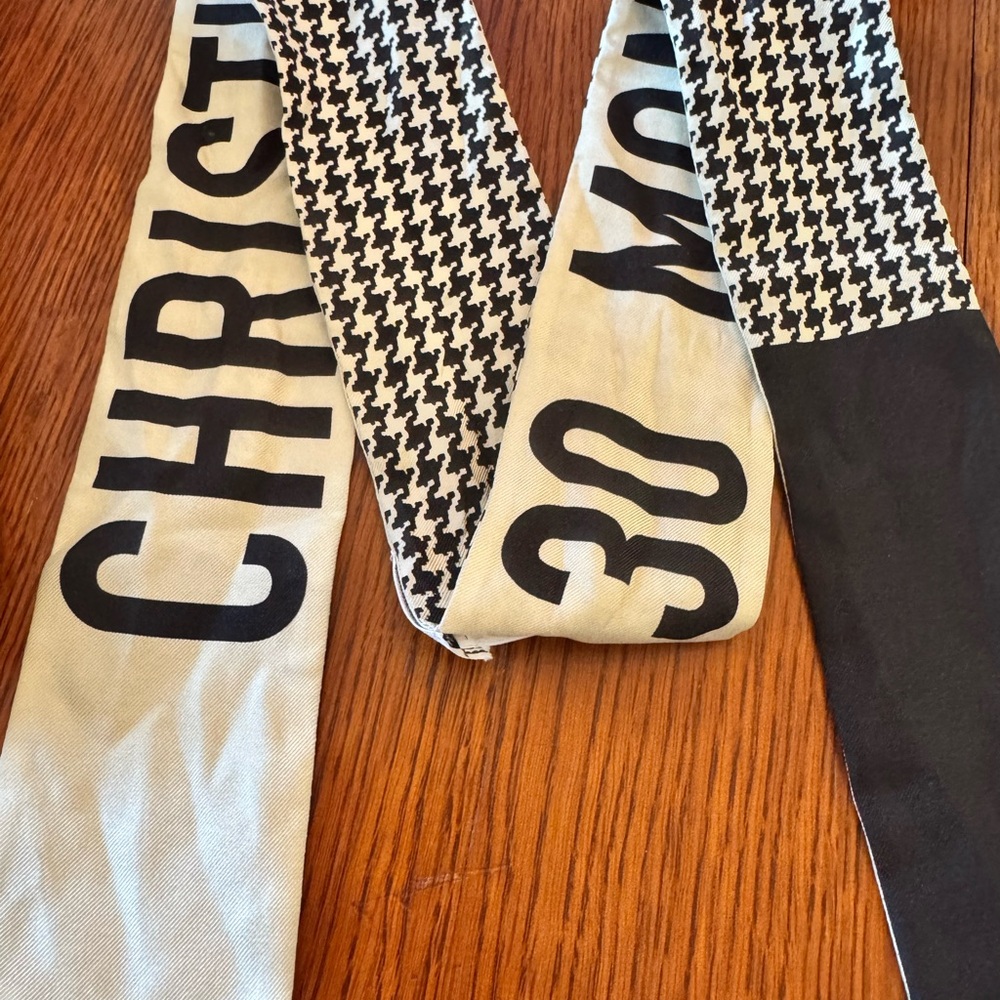 Chanel Buyer’s Appreciation Giveaway! - Picture 7 of 11